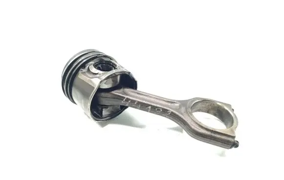 Ford Mondeo MK V Piston with connecting rod 