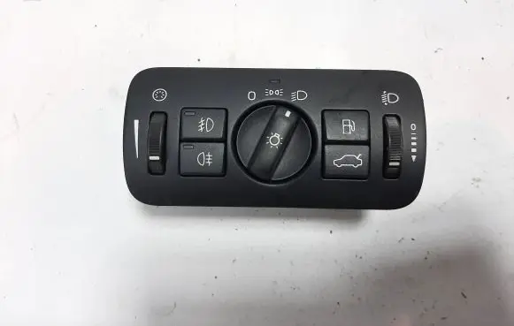 Volvo XC70 Light switch 30739415