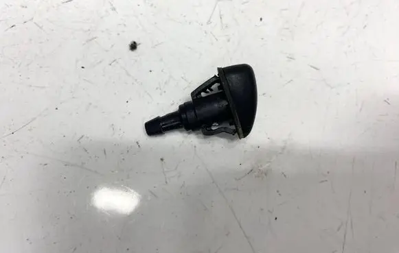 Mitsubishi Lancer X Windshield washer spray nozzle 