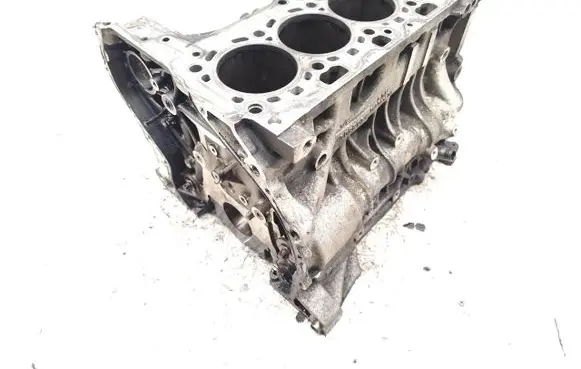BMW 3 E90 E91 Engine block N47D20C