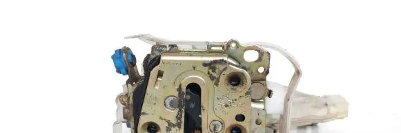 Nissan X-Trail T30 Front door lock 80552AA200 89A910
