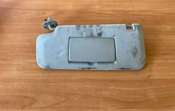 Chevrolet Trax Sun visor
