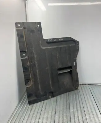 BMW 1 E82 E88 Center/middle under tray cover 7167421 74850610