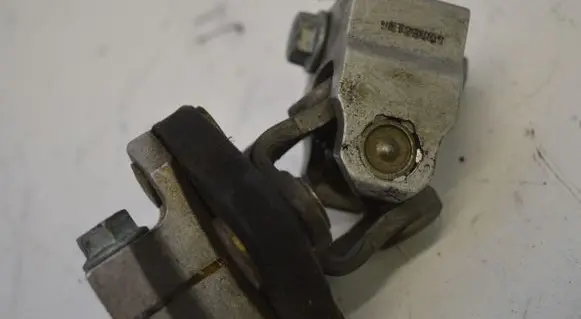 Mercedes-Benz A W168 Steering column universal joint A1684620378