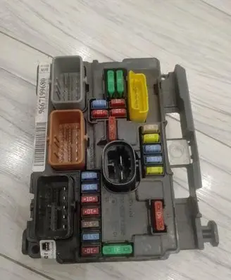Citroen C3 BSM Control unit 9667199680