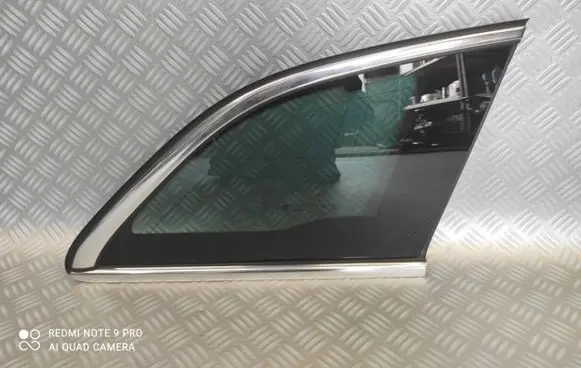 Opel Insignia A Front triangle window/glass 