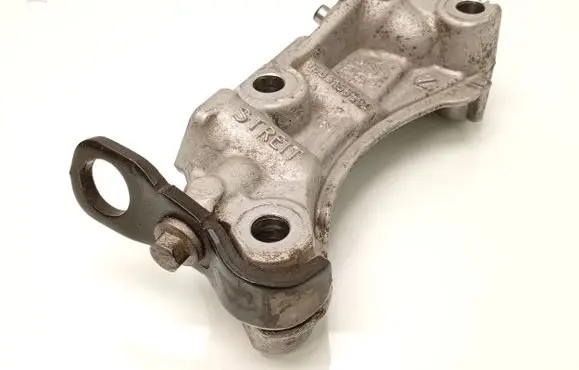 Citroen C3 Engine mounting bracket 9683165580