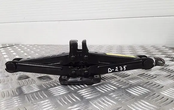 Hyundai i20 (PB PBT) Tool set 1540700