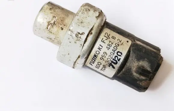 Air conditioning (A/C) pressure sensor