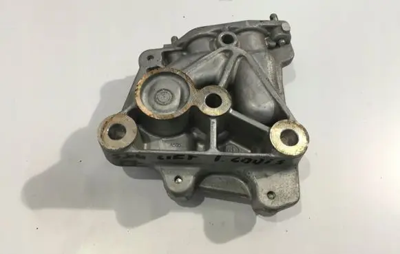 Suzuki SX4 S-Cross Other engine bay part 55261582