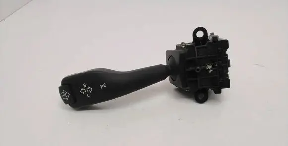 BMW 3 E46 Indicator stalk 8363668M 0110401025