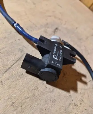 Volkswagen Bora Turbo solenoid valve 1J0906627A 72290325