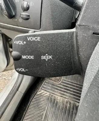 Ford Focus Sound control switch 