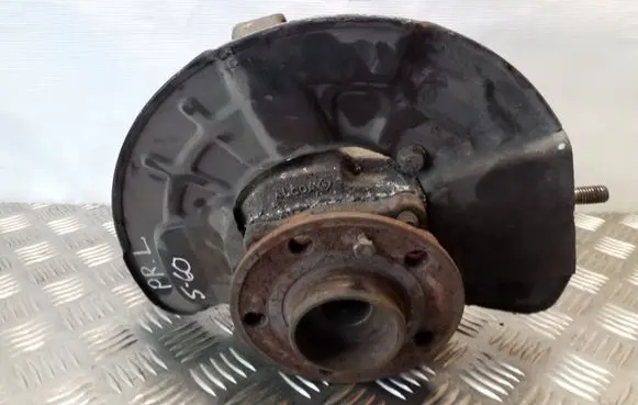 Volvo S60 Front wheel hub spindle knuckle 9461943