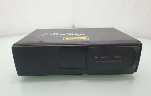 Toyota Avensis T250 CD/DVD changer 0860100911