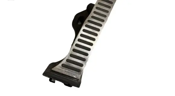 Volkswagen Golf Plus Accelerator throttle pedal 1K1723503Q 6PV00889021