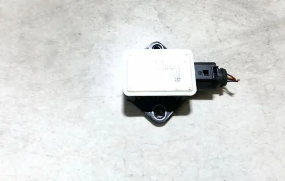 Audi A6 S6 C6 4F ESP acceleration yaw rate sensor 8e0907637b 0265005618