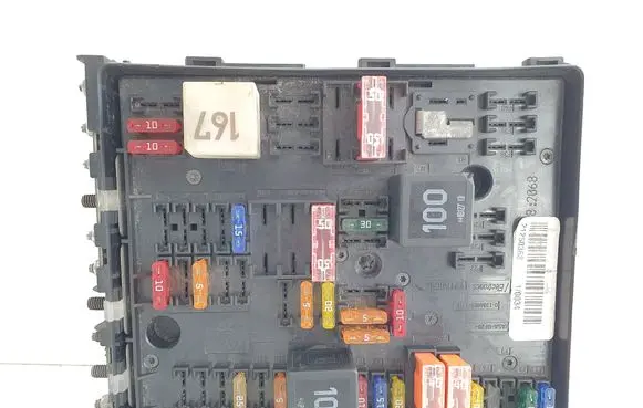 Volkswagen PASSAT CC Fuse module 1K0937124Q