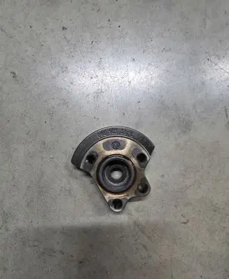 Audi Q7 4L Balance shaft 06E103331L