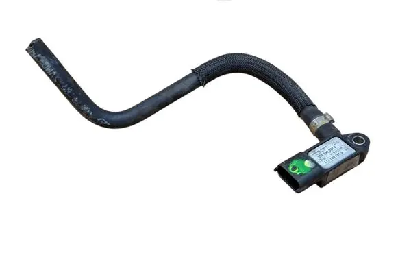 Nissan Qashqai Exhaust gas pressure sensor 0281002772 8200469905 8200198965