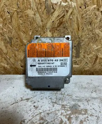 Mercedes-Benz E W211 Airbag control unit/module A2118704326 500507180747