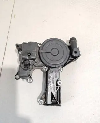 Skoda Octavia Mk2 (1Z) Oil breather separator 06H103495AH
