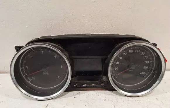 Peugeot 508 Speedometer (instrument cluster) 9814765780