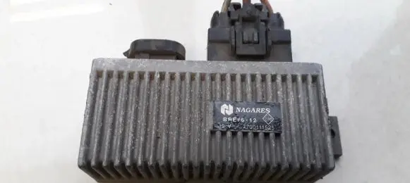 Renault Scenic I Glow plug pre-heat relay 7700111525