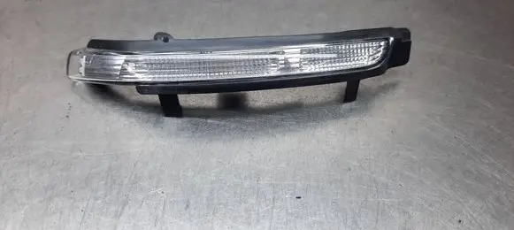 Skoda Octavia Mk2 (1Z) Mirror indicator light 98199 3T0949101