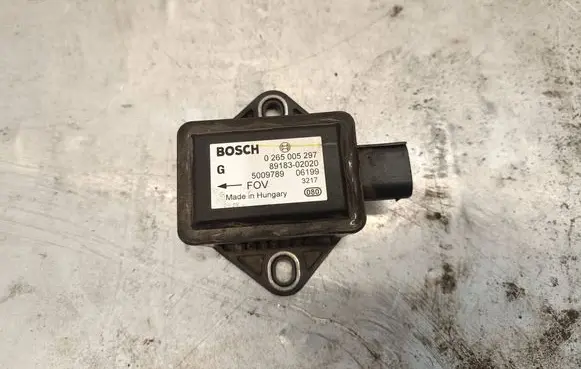 Toyota Avensis T250 ESP acceleration yaw rate sensor 0265005297 8918302020 5009789