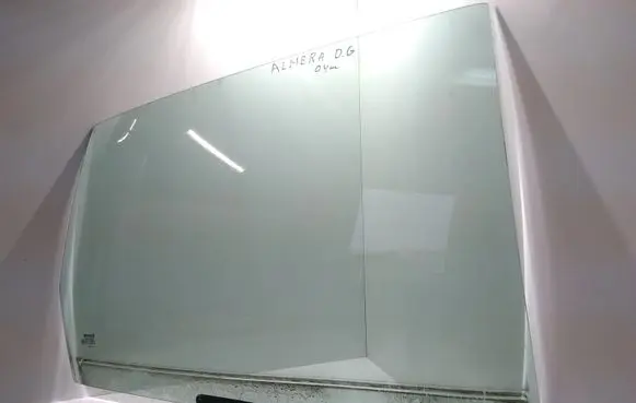 Nissan Almera Tino Rear door window glass