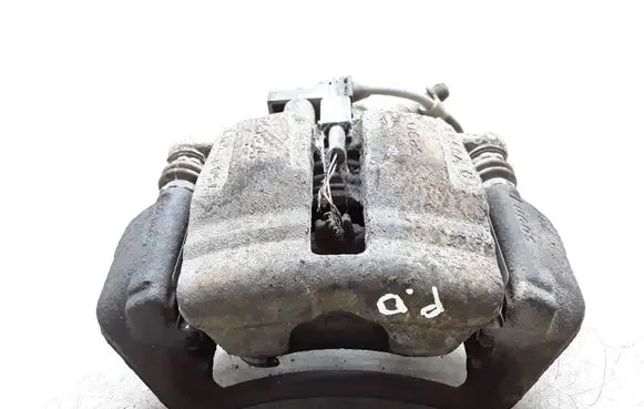 Mercedes-Benz C W203 Front brake caliper