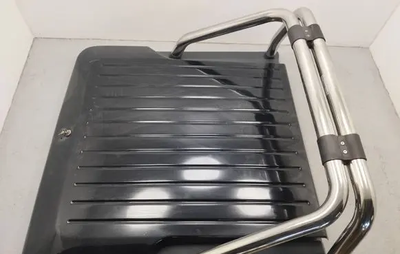 Volkswagen Amarok Pick-up truck tonneau cover 