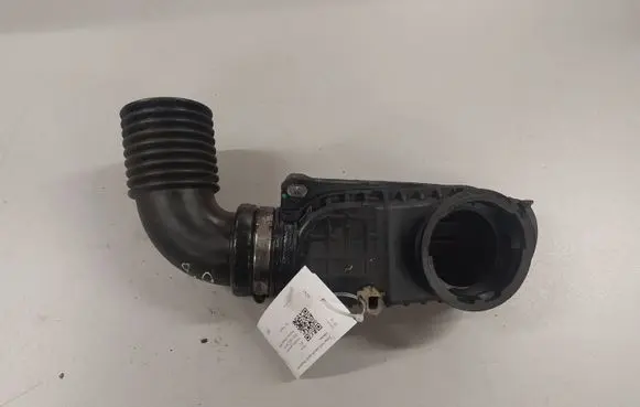 Jaguar XF Air intake hose/pipe 4R8Q6K770AD