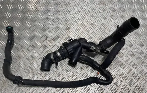 Jaguar XJ X351 Thermostat housing 8W938A587BA