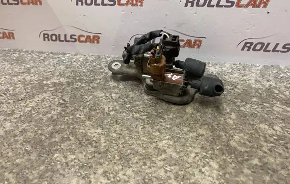Toyota Avensis T220 Turbo solenoid valve 2586064140