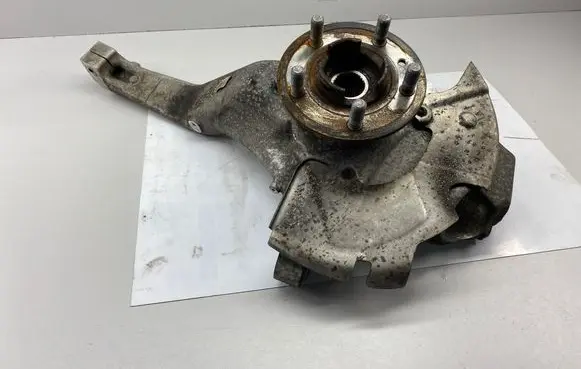 Land Rover Discovery 5 Front wheel hub HPLA1109AA