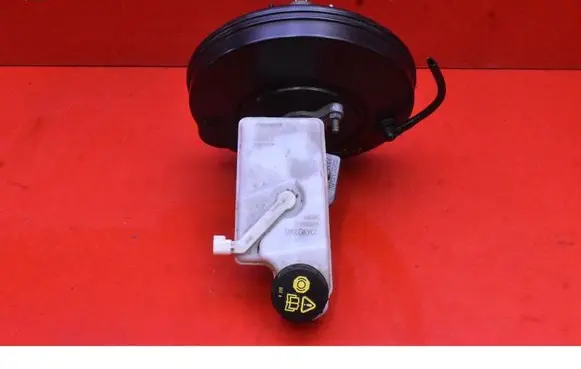 Volvo V40 Brake booster P31317079
