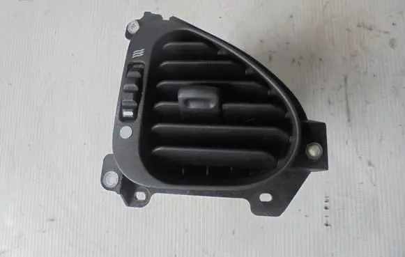 Jaguar XK8 - XKR Dashboard side air vent grill/cover trim GJA6720AE