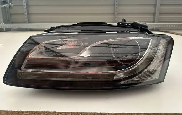 Audi A5 8T 8F Headlight/headlamp 8T0941005AK