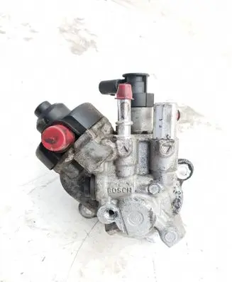 BMW 3 F30 F35 F31 Fuel injection high pressure pump 0445010764 160824 8511626
