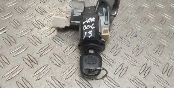 Toyota Yaris Ignition lock