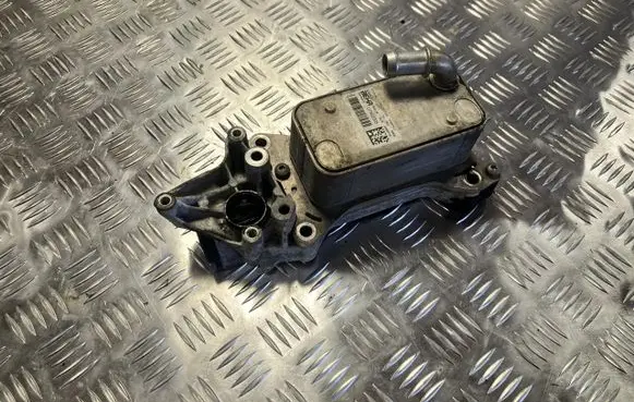 Mercedes-Benz GLC X253 C253 Engine oil radiator A6511801165