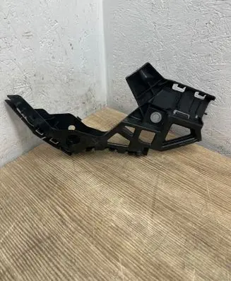 Volkswagen Golf VIII Front bumper mounting bracket 5H0807049D