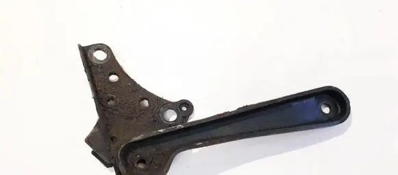 Citroen C3 Engine mounting bracket