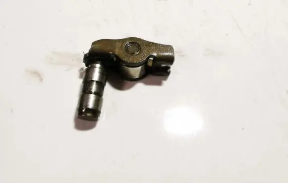 Volkswagen Polo IV 9N3 other engine part