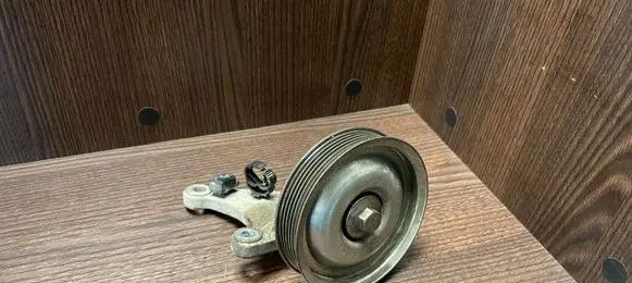 Citroen Berlingo Belt tensioner pulley 9674960980