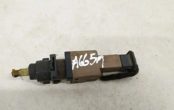 Alfa Romeo 147 Brake pedal sensor switch 46834703