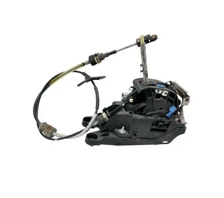 Ford Fusion II Gear shifter/selector VD69P7E395A