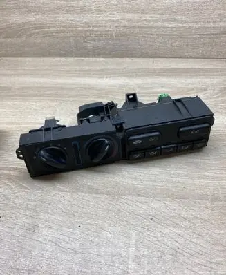 Honda Accord Climate control unit D7889